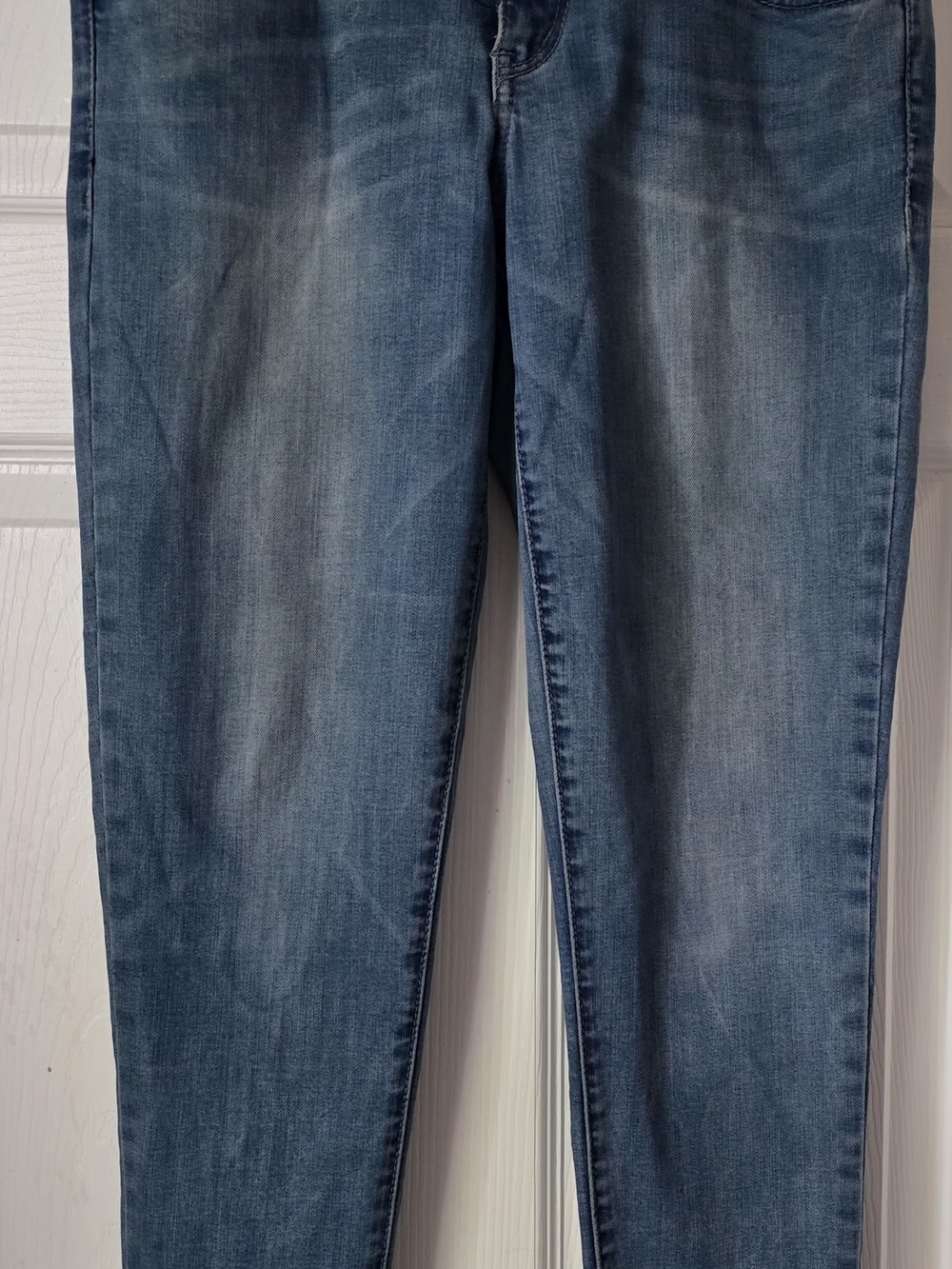 Wit & Wisdom Medium Blue Slim Straight Jeans